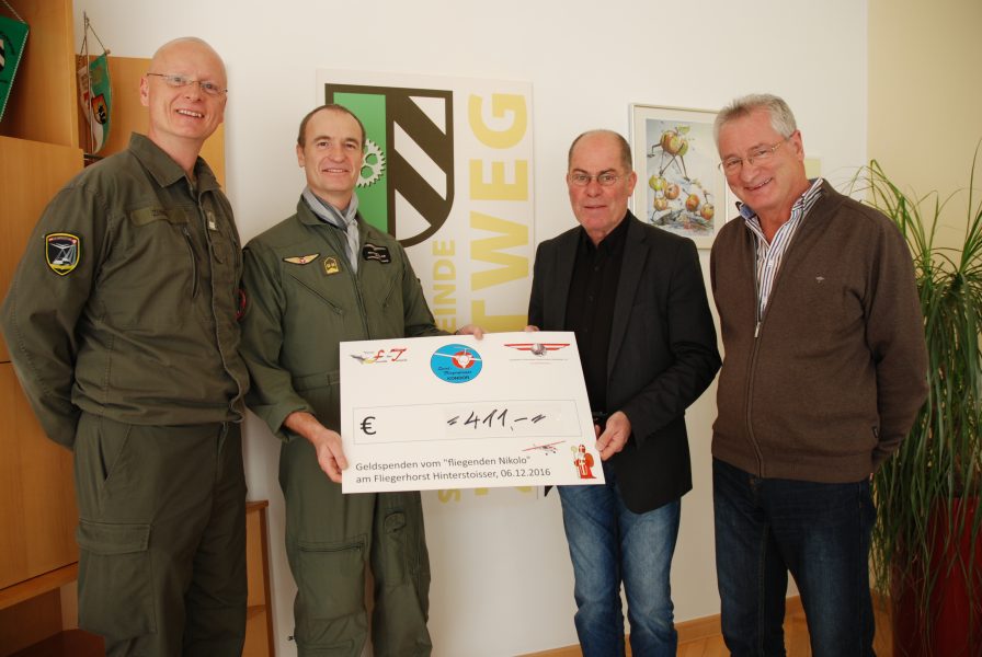 Übergabe der gesammelten Spenden